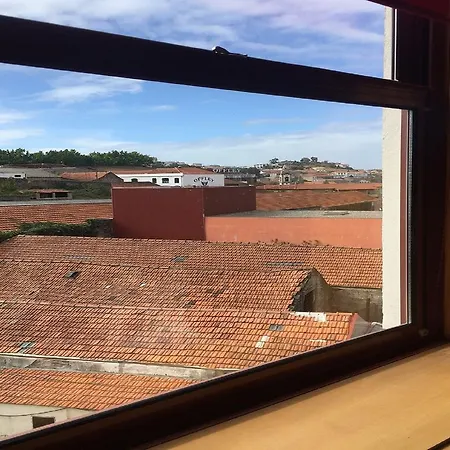 Candido Dos Reis House *