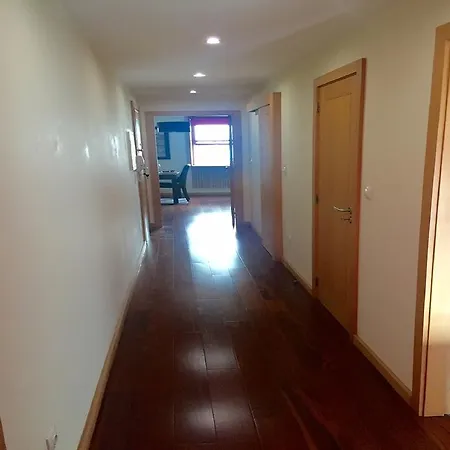Candido Dos Reis House